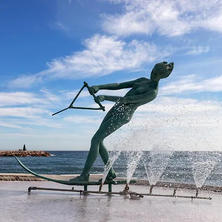 Holiday home Town House 3 Beds In The Center Of *