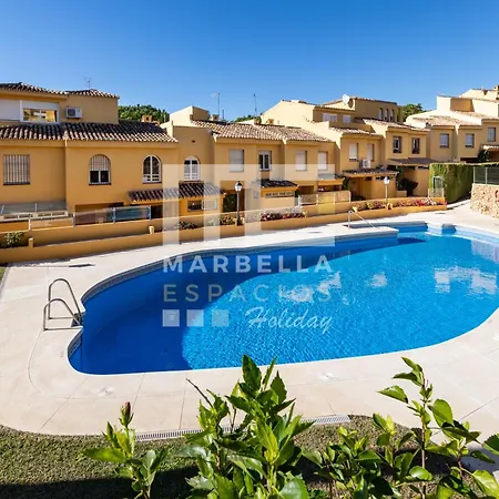 Town House 3 Beds In The Center Of *