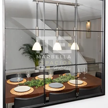 Town House 3 Beds In The Center Of *