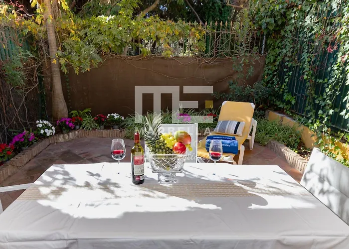 Town House 3 Beds In The Center Of 度假居