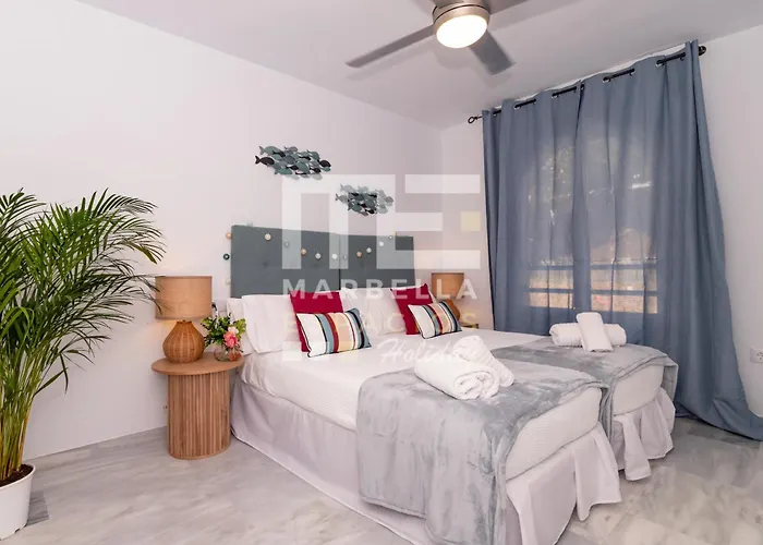 Town House 3 Beds In The Center Of 马尔韦利亚