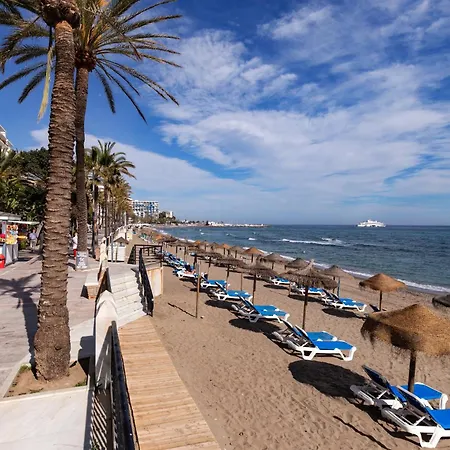 Vakantiehuis Town House 3 Beds In The Center Of