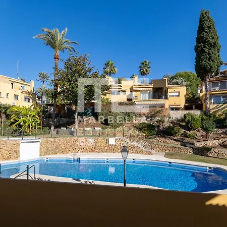 Town House 3 Beds In The Center Of