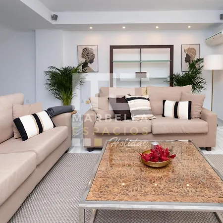 Town House 3 Beds In The Center Of Vakantiehuis Marbella