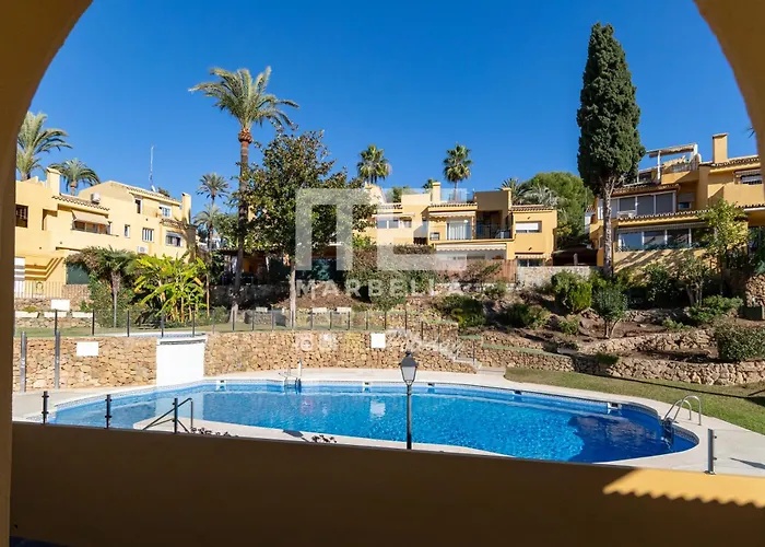 Town House 3 Beds In The Center Of