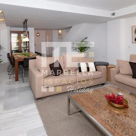 度假居 Town House 3 Beds In The Center Of