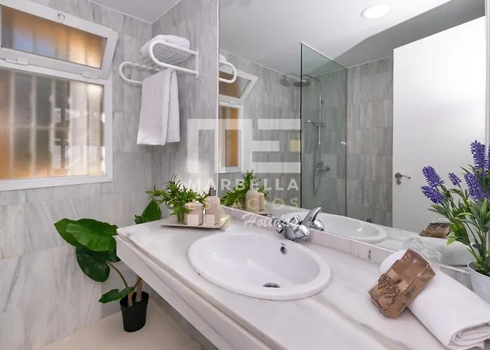 Feriehus Town House 3 Beds In The Center Of Marbella