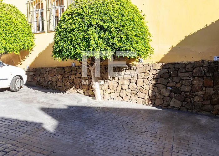 Town House 3 Beds In The Center Of *