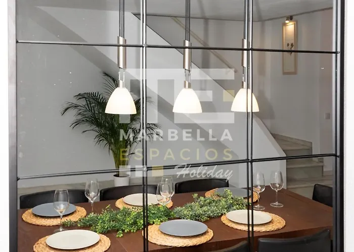 Town House 3 Beds In The Center Of *